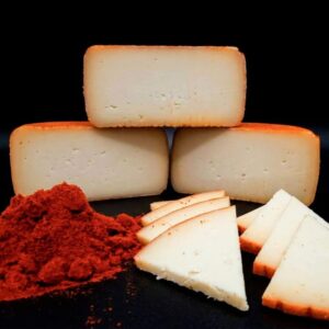 queso-de-cabra-de-la-serena-con-pimenton-el-tamujar3